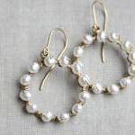 pearl earrings, white brida..